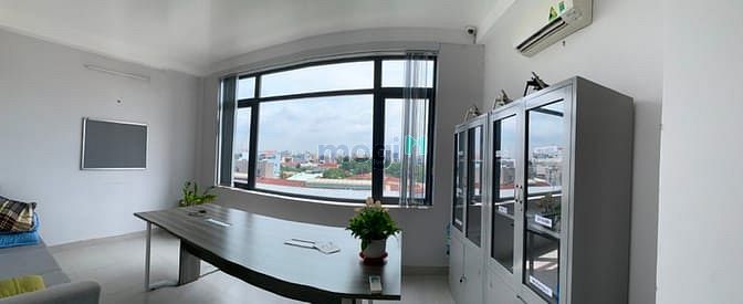 Hình ảnh Cho thuê nhà Nguyễn Thái Bình, Tân Bình, 4,5x20, trệt 3l.