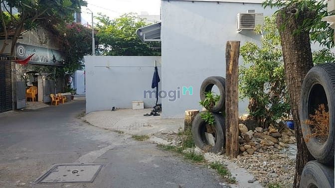 Hình ảnh Khuôn đất 115m2 đường 160/7m hẻm/SHCC/gần chợ