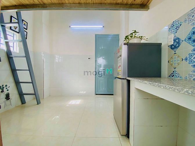 Hình ảnh Phòng Mới Gác 1m8 Full nội thất ngay Etown Tân Bình