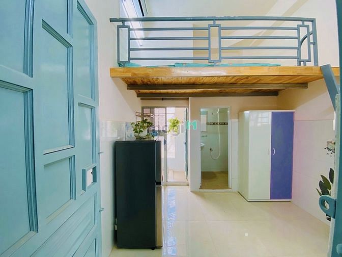 Hình ảnh Phòng Mới Gác 1m8 Full nội thất ngay Etown Tân Bình