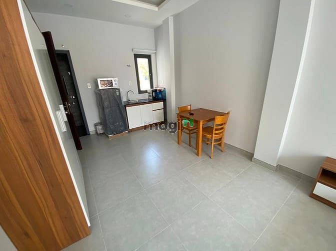Hình ảnh Căn Hộ DV Full nội thất, thang máy, Ban công Lê Văn Sỹ, Q.3