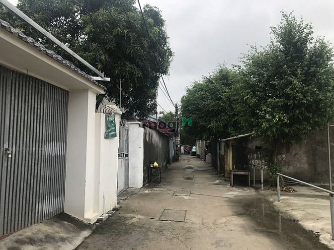 Hình ảnh Bán đất thổ cư xóm 2 Đông Dư, diện tích 46m2, ô tô đỗ cửa.