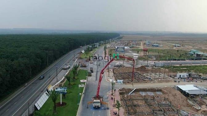 Hình ảnh Bán đất thuộc xã Bình Sơn, sổ hồng thổ cư 100%, vị trí đắc địa