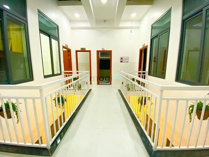 Hình ảnh CHDV mới xây, thang máy, full nôi thất, ban công. Free 7 ngày.TB