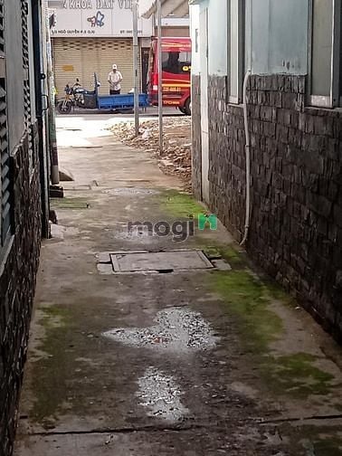 Hình ảnh Bán nhà thật ngay CMT8, Quận 10