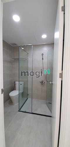 Hình ảnh Cho Thuê CC Green River Q.8 - 2PN Nội Thất Cơ Bản chỉ 6tr8, Bao Phí QL