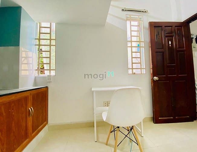 Hình ảnh Phòng trọ Tân Phú, còn thơm mùi sơn, máy lạnh mới, tủ bếp, nóng lạnh
