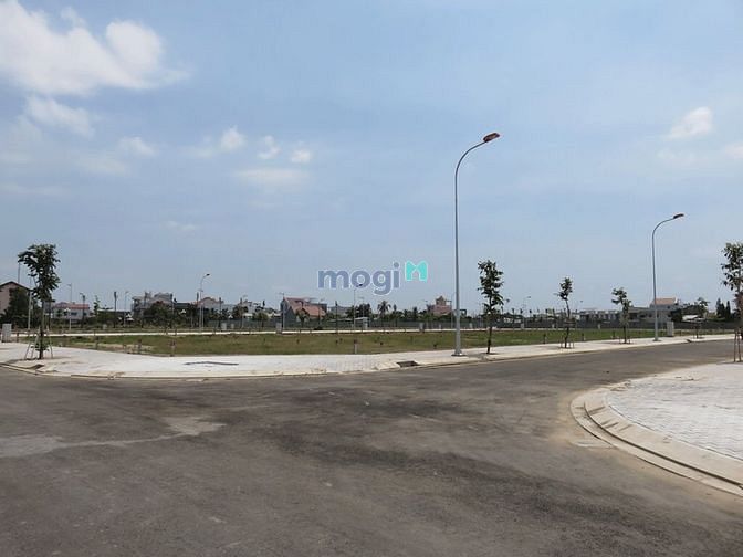 Hình ảnh Bán đất ngay mặt tiền Hoàng Hữu Nam Q9, có SHR giá 1,8 tỷ