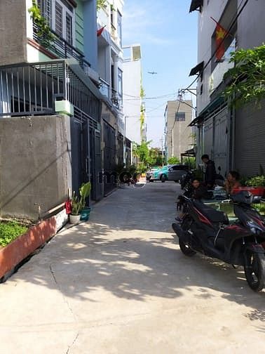 Hình ảnh Bán lô đất hẻm xe hơi kdc đường số 8, 52m2-3Ty4.