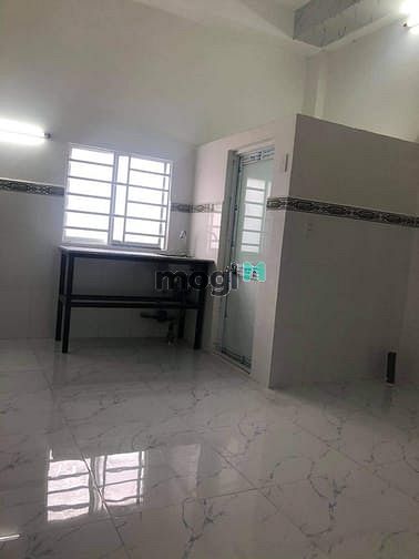 Hình ảnh Cho thuê phòng trọ máy lạnh- có gác - quạt máy.