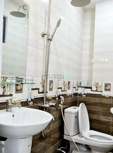 Hình ảnh Cho thuê nhà 922/12E Cách Mạng Tháng 8 , Phường 5, Tân Bình