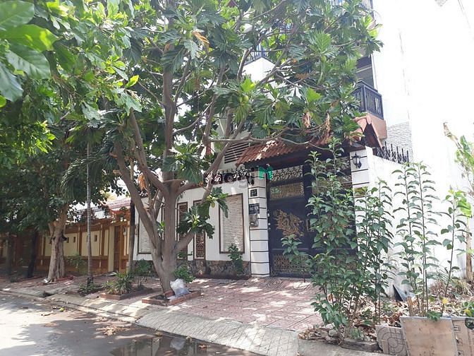 Hình ảnh Bán biệt thự An Phú An Khánh, Q2, 200m2, 3 tầng, 4PN, sổ đỏ