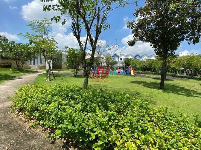 Hình ảnh HUNGQ9 - Tổng hợp nhà phố cần bán + cho thuê tại PARKRIVERSIDE Quận 9