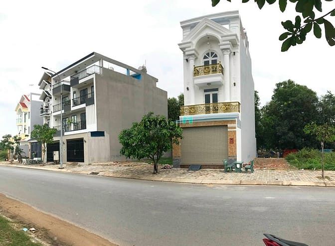 Hình ảnh Bán đất thổ cư ngay góc ngã tư KDC Tên Lửa Garden mặt tiền Tỉnh Lộ 10.