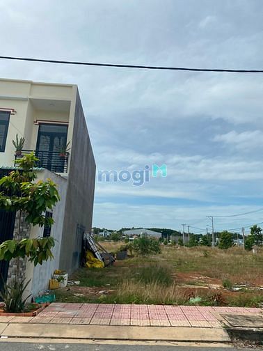 Hình ảnh Chia Tài Sản Cho Các Con Cần Bán 141m2 Đất Bình Dương,Giá 1,7Tỷ,Tc,Shr