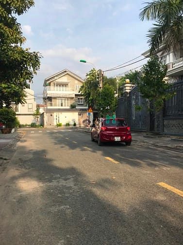 Hình ảnh Đúng Giá - Đúng Vị Trí . Sang Gấp Lô Biệt Thự 160m2 . Sổ Hồng Riêng