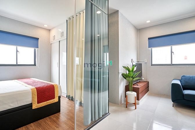Hình ảnh 1-2 phòng ngủ ( NEW ) có cửa sổ ban công gần VinCom - Quận 1 - Quận 2