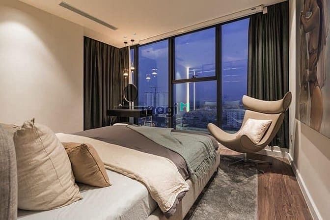 Hình ảnh 1-2 phòng ngủ ( NEW ) có cửa sổ ban công gần VinCom - Quận 1 - Quận 2