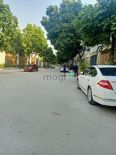 Hình ảnh KĐT Văn Phú, BT liền kề, Vị trí VIP nhất, giá bất chấp