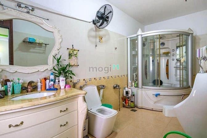 Hình ảnh Villa có hầm full nội thất Cao cấp _46tr/th