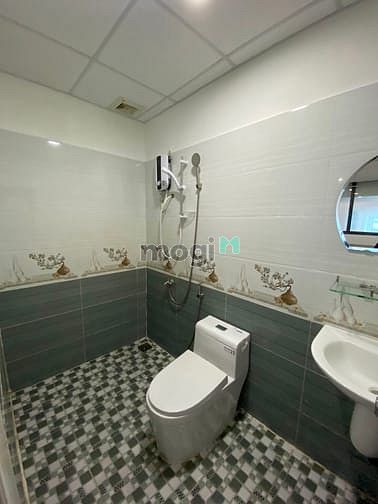 Hình ảnh CHDV bancon ngay mặt đường Phan Văn trị giao Phạm Văn Đồng