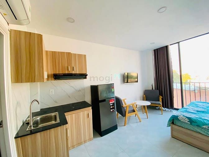 Hình ảnh CHDV bancon ngay mặt đường Phan Văn trị giao Phạm Văn Đồng
