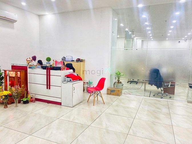 Hình ảnh Văn Phòng Cho Thuê Tân Phú 150m²