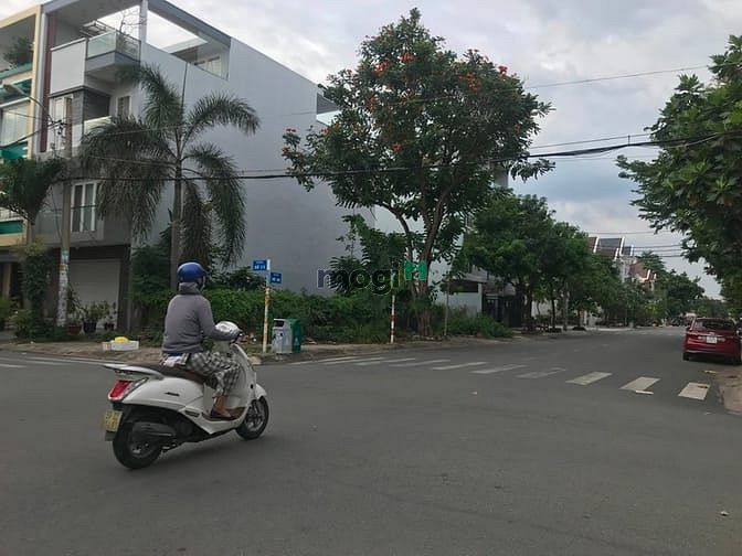 Hình ảnh Đất cho thuê Góc 2 mặt tiền đường số 30, EAON Bình Tân, HCM