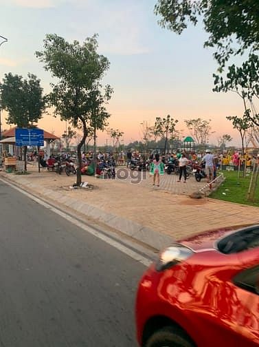 Hình ảnh Bán đất khu dân cư hiện hữu ngay Siêu thị nhât Bình Tân