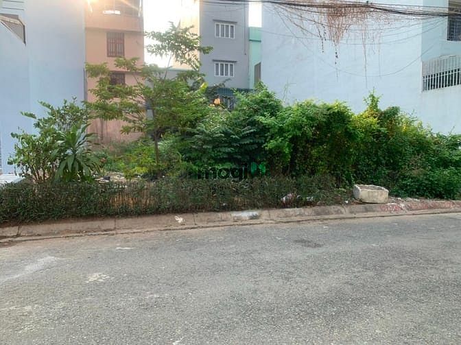 Hình ảnh Bán đất khu dân cư hiện hữu ngay Siêu thị nhât Bình Tân