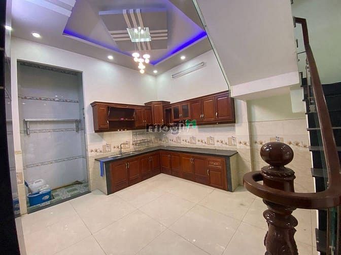 Hình ảnh NHÀ MỚI 100%, 3 lầu, 5PN, 5WC - hẻm xe tải ngay BV Bình Tân