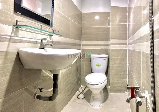 Hình ảnh Phòng siêu thoáng, ban công ,Điện Biên Phủ q3