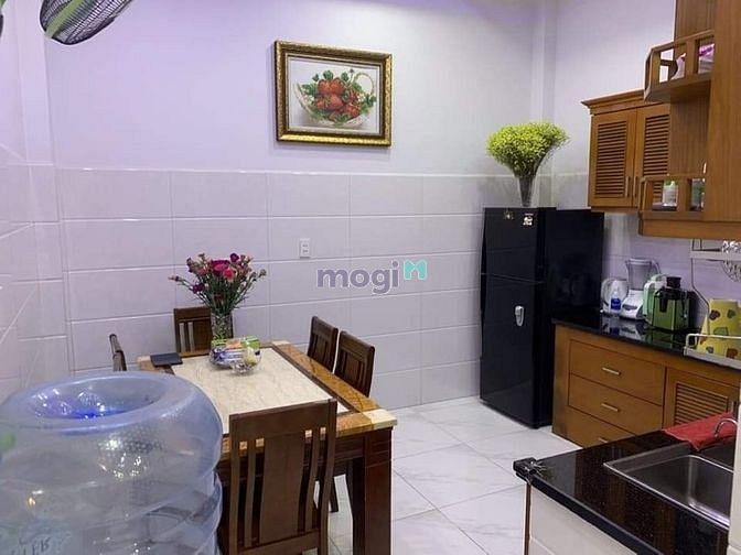 Hình ảnh Bán nhà 373 Lý Thường Kiệt 4 tầng BTCT 7. Tỷ