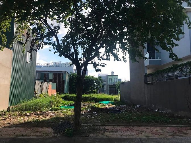 Hình ảnh Kẹt Tiền Cần Bán Miếng Đất Thổ Cư 80m2,Sh,C.Chủ - Giá 14Tr/m2
