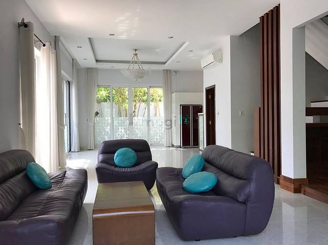 Hình ảnh Hấp dẫn! Cho thuê căn biệt thự tứ lập Mỹ Phú - Phú Mỹ Hưng - Quận 7