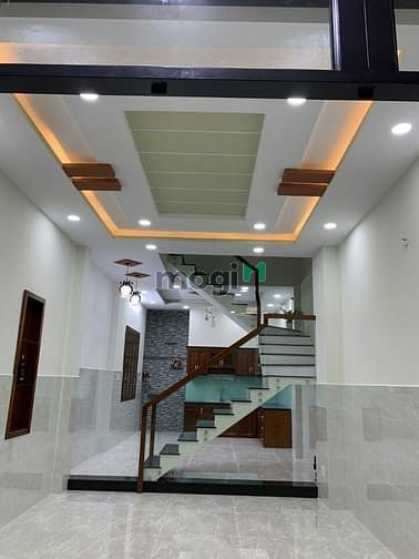 Hình ảnh Nhà 2 lầu kế chợ Bình Thành( Bình Tân ) ,đường 1 sẹc ,7m thông