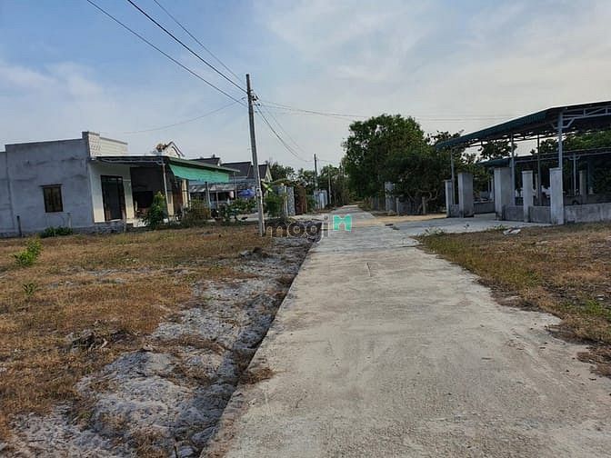 Hình ảnh Bán 2.4 sào đất Tân Phước, thị xã LaGi sát Biển chính chủ