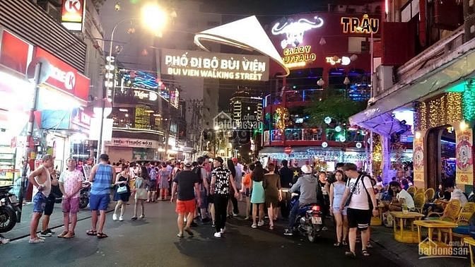 Hình ảnh Hàng HOT ngã 4 Đề Thám và Bùi Viện 88 TỶ