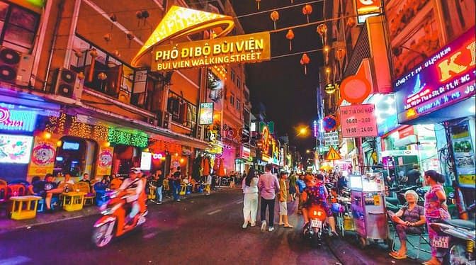 Hình ảnh Hàng HOT ngã 4 Đề Thám và Bùi Viện 88 TỶ