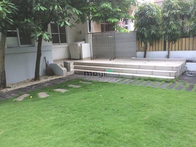 Hình ảnh Cho thuê biệt thự trung tâm Phú Mỹ Hưng quận 7
