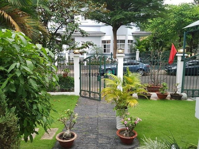Hình ảnh Cho thuê biệt thự trung tâm Phú Mỹ Hưng quận 7