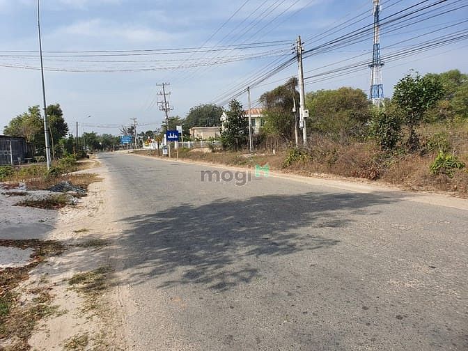 Hình ảnh Bán đất đường Nguyễn Chí Thanh, Tân Bình, thị xã LaGi sổ riêng
