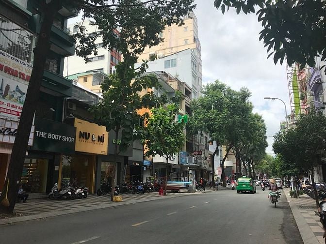 Hình ảnh Cần bán khuôn đất Thảo Điền, Quận 2, DT 15.68x20.55m, giá 100 triệu/m2
