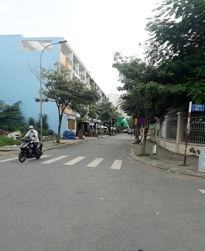 Hình ảnh Bán lô đất đường Bình Trị Đông gần ngã 4 Chiến Lược,Bình Tân,DT 100m2