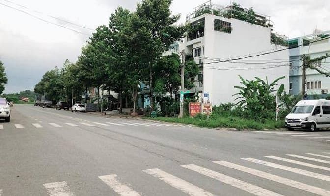 Hình ảnh Bán lô đất biệt thự góc 2 MT ngay KDC Tên Lửa gần Aeon Bình Tân,sổ sẵn