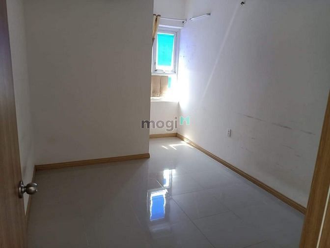 Hình ảnh C/h Jamona City, Q7, 73m2, 2pn, Nhà trống có rèm, tủ bếp - 6.5tr