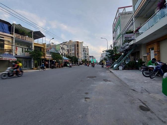 Hình ảnh Bán nhà đường Phạm Văn Bạch quận Tân Bình 60m2 chỉ 4,08 tỷ