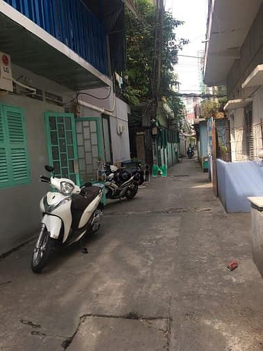 Hình ảnh Cách Mạng Tháng 8 - Ngang 6.3m - 32m2 - 2 mặt hẻm 3.5m - 4.6 tỷ