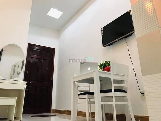 Hình ảnh Căn Hộ Cao Cấp Mới Xây 100% View Ngay Hoàng Sa Quận 3