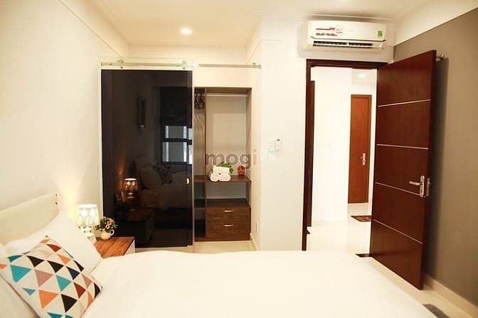 Hình ảnh ✔ Cho thuê CHCC THE GOLD VIEW 70m 2pn 1wc - Nội thất đầy đủ